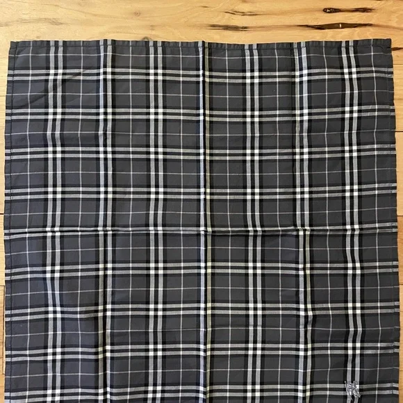 BURBERRY Black & Gray Plaid Square Scarf / Handkerchief - Picture 4 of 4